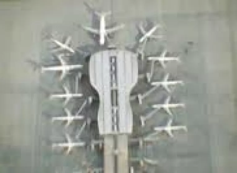 Anca Boagiu a participat la inaugurarea la termen a noului terminal, in forma de vioara, de la aeroportul Henri Coanda 