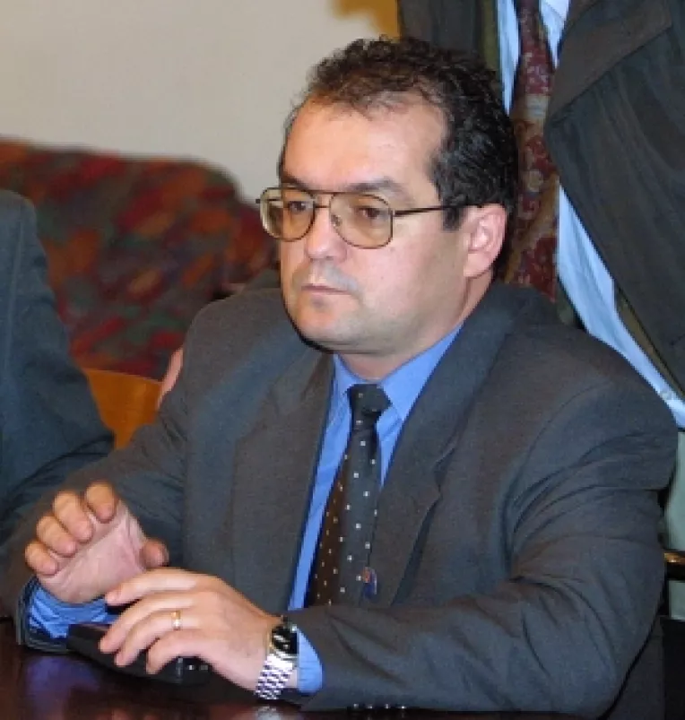 Boc a schimbat "Dacia" cu un "Peugeot: