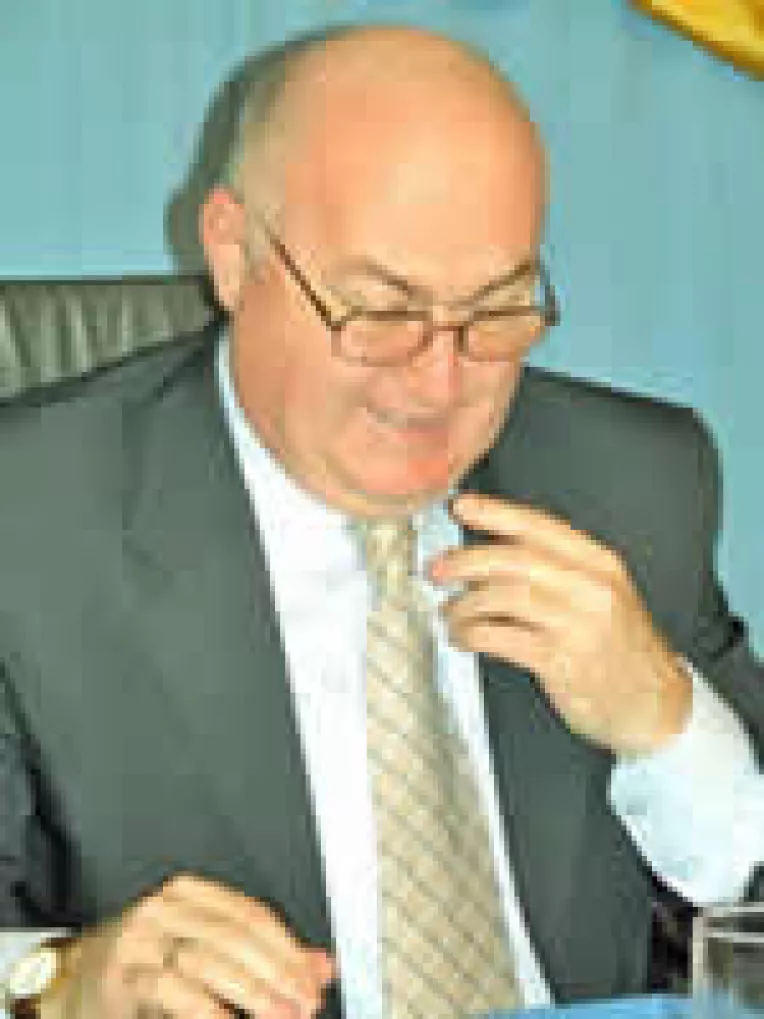 Danut Culetu cere blocarea conturilor Consiliului Judetean