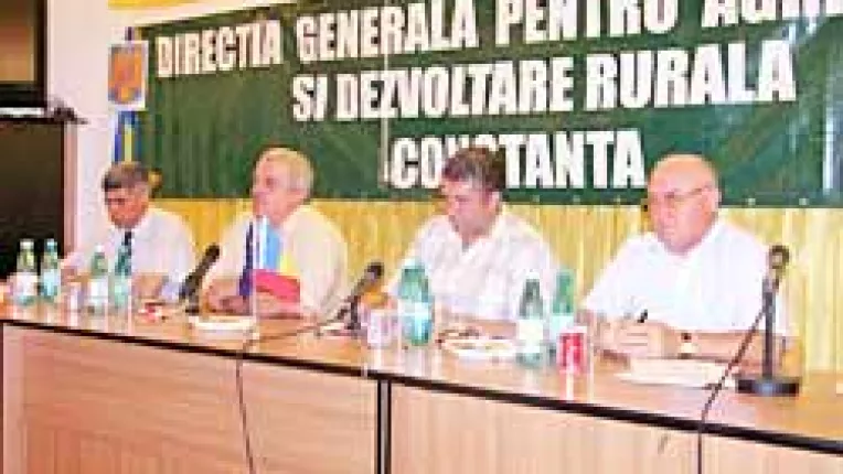 Din august, producatorii vor fi ajutati sa-si ia propriile sisteme de irigat