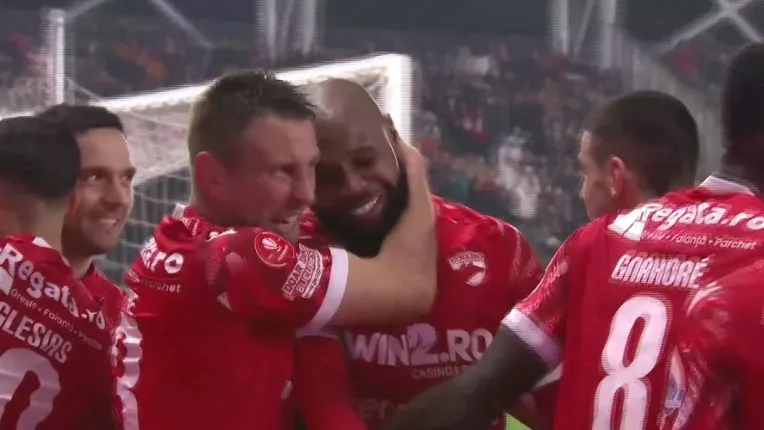 Dinamo - Otelul 3-1. Victorie uriasa pentru Dinamo. "Cainii" confirma succesul cu Farul