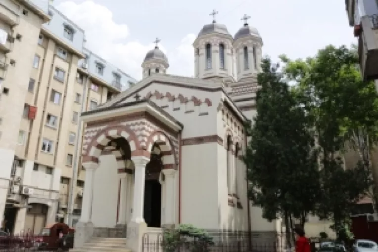 Farmecele si vrajile sunt facute de cei invidiosi si razbunatori