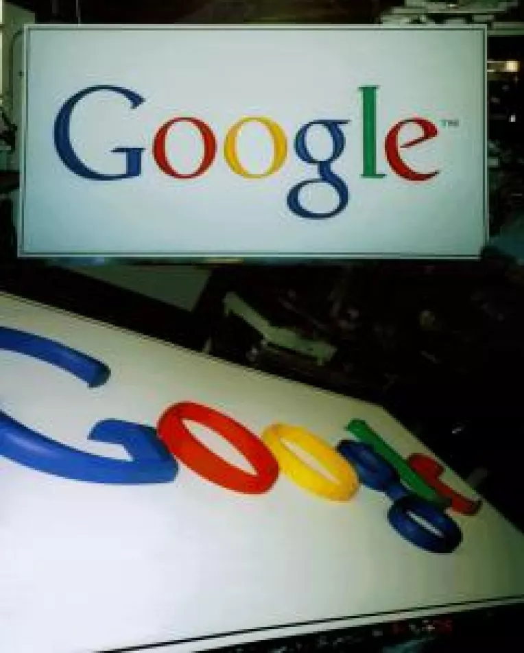 Google, in topul celor mai puternice zece branduri