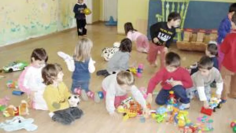 Gradinite si crese de sapte milioane de euro