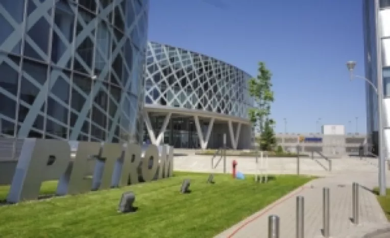 Ministerul Eeconomiei a esuat in incercarea de a vinde 9,84% din actiunile Petrom pe bursa 