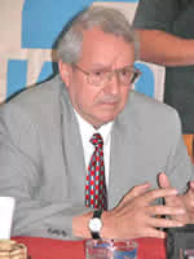 "Nu e Corneliu Ciontu omul care sa loveasca pe la spate pe cineva”