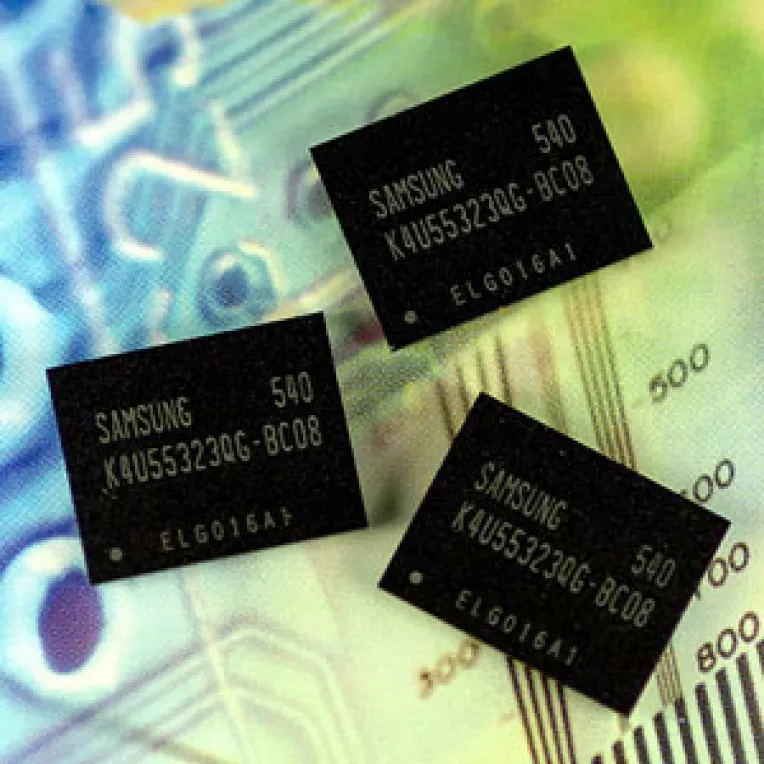 Record de viteza la GDDR4 de la Samsung