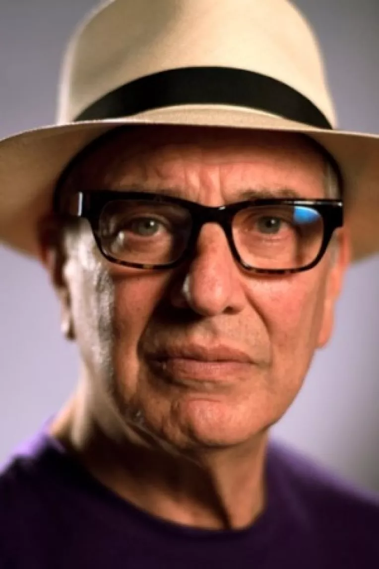 Regizorul si scenaristul Michael Gottlieb a murit intr-un accident de motocicleta