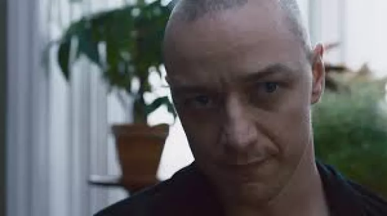 Split, un film psihologic de groaza - thriller, in cinematografele din Romania