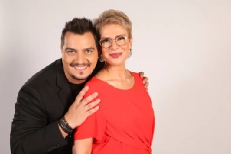 THEO SHOW, EMISIUNEA PREZENTATA DE TEO TRANDAFIR SI BURSUCU, CLASEAZA KANAL D PE PRIMUL LOC PE COMERCIAL